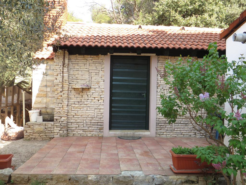 Apartments Karaba Pakoštane Exterior foto
